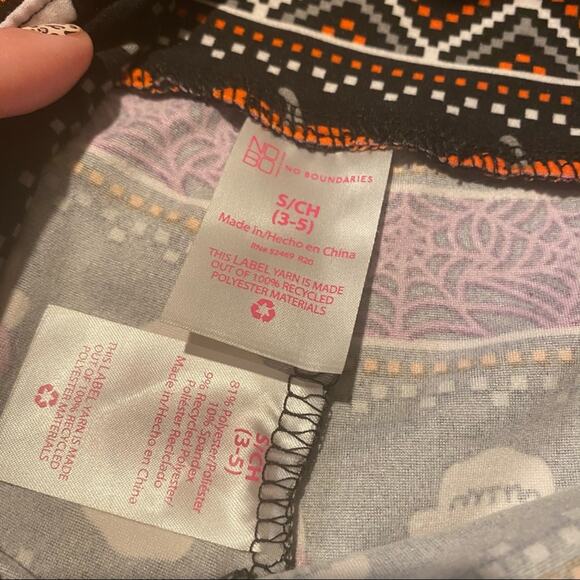 No Boundaries Junior’s 3 - 5 / Small Halloween Leggings w/ Skulls & Pumpkins - Picture 4 of 5